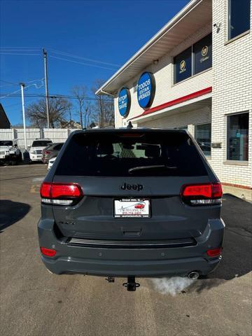 used 2017 Jeep Grand Cherokee car, priced at $18,500