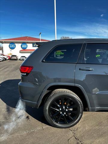 used 2017 Jeep Grand Cherokee car, priced at $18,500