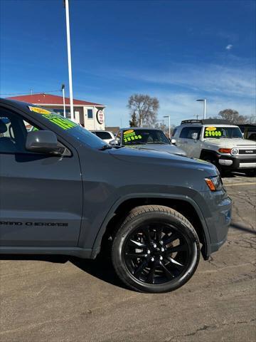 used 2017 Jeep Grand Cherokee car, priced at $18,500