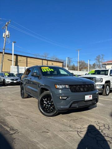 used 2017 Jeep Grand Cherokee car, priced at $18,500