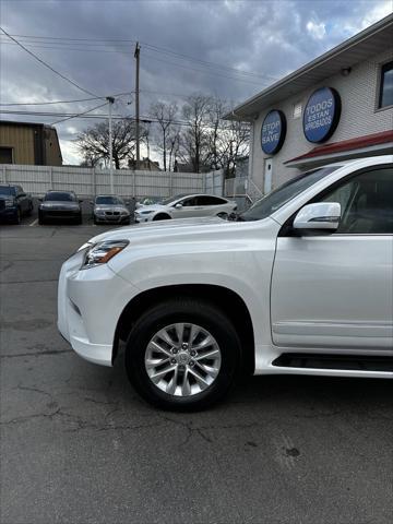 used 2018 Lexus GX 460 car, priced at $28,800