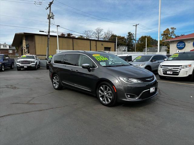 used 2018 Chrysler Pacifica car, priced at $17,800