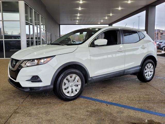 used 2020 Nissan Rogue Sport car, priced at $15,400