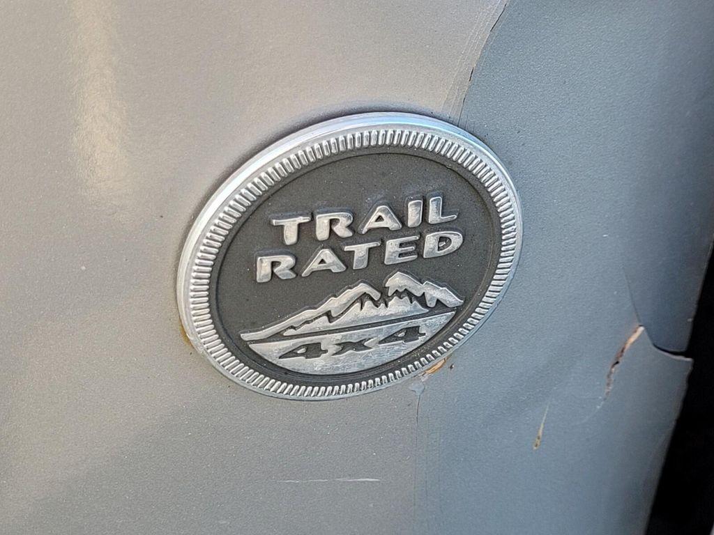 used 2006 Jeep Commander car