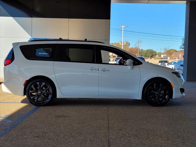 used 2019 Chrysler Pacifica car, priced at $18,000