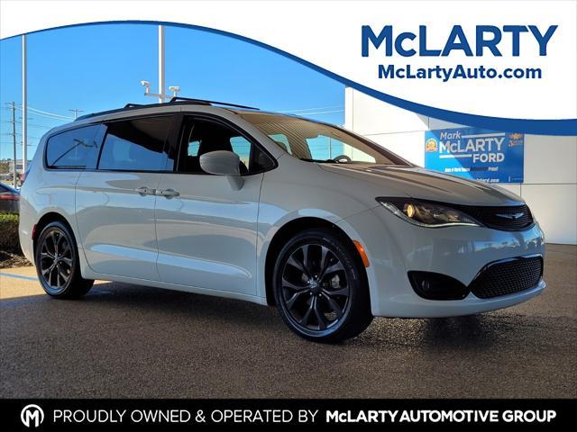 used 2019 Chrysler Pacifica car, priced at $18,000