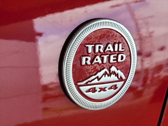 used 2018 Jeep Grand Cherokee car, priced at $17,995