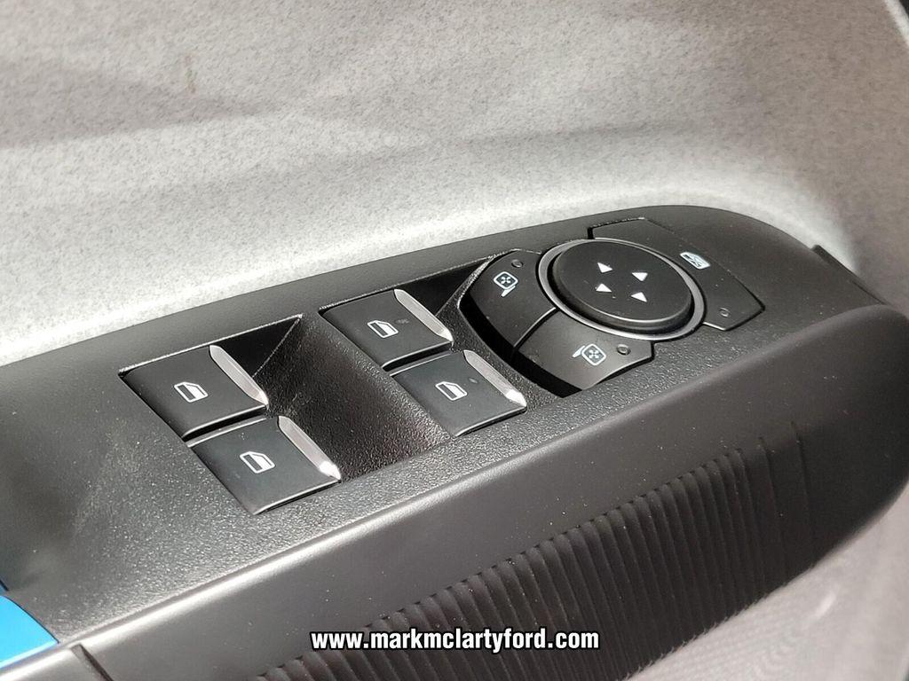 new 2025 Ford Maverick car, priced at $32,434