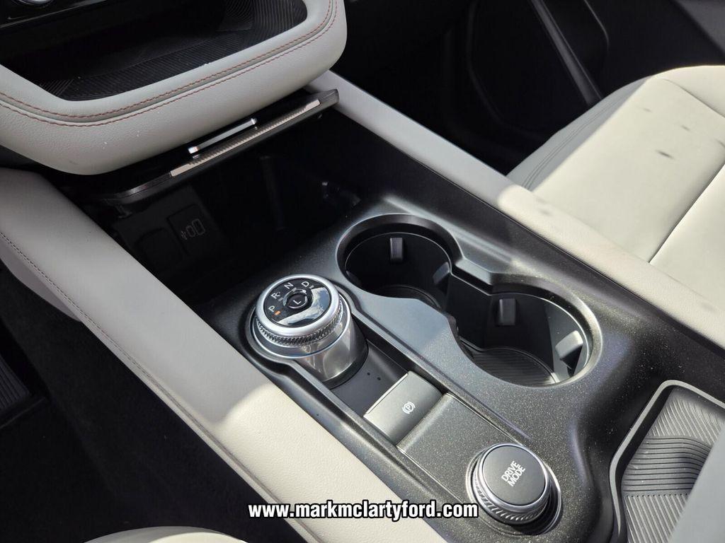 new 2025 Ford Explorer car, priced at $43,102