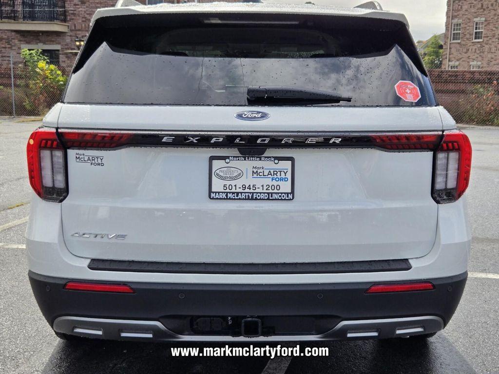 new 2025 Ford Explorer car, priced at $43,102