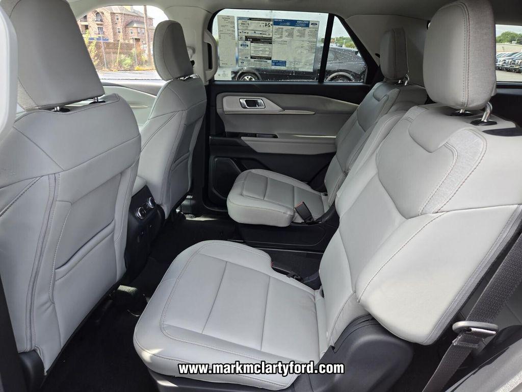 new 2025 Ford Explorer car, priced at $43,102