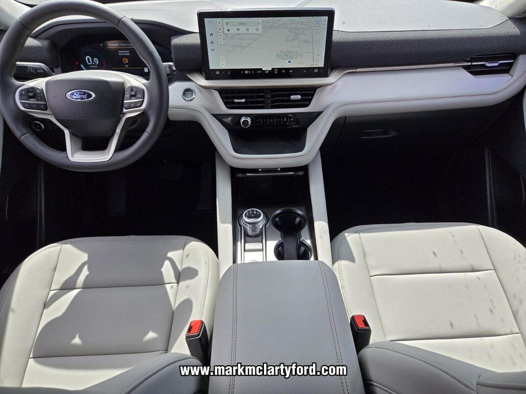 new 2025 Ford Explorer car, priced at $43,102