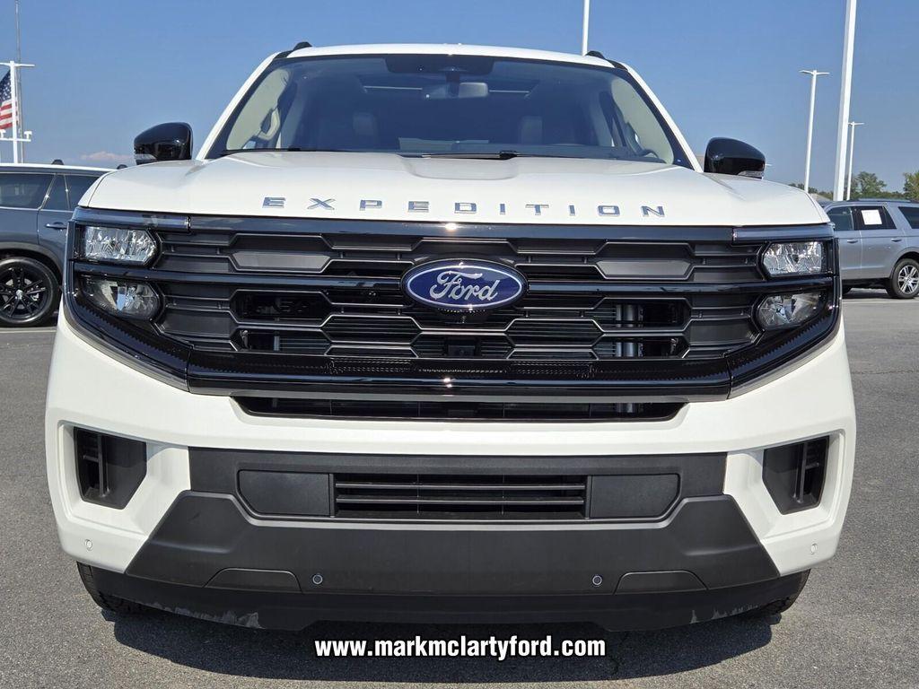 new 2025 Ford Expedition Max car, priced at $70,424