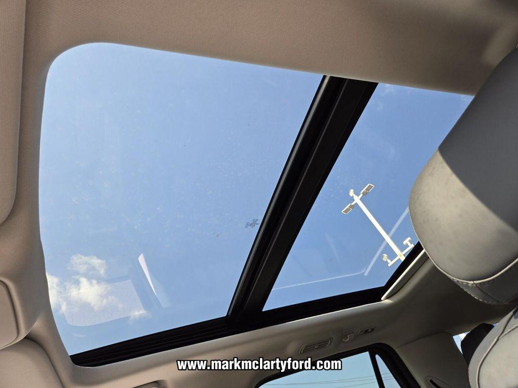 new 2025 Ford Expedition Max car, priced at $70,424