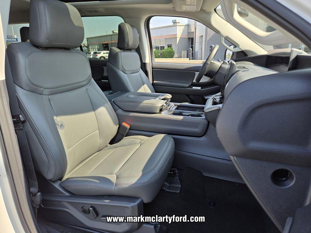 new 2025 Ford Expedition Max car, priced at $70,424