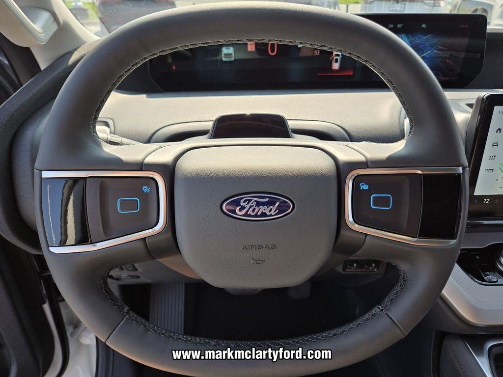 new 2025 Ford Expedition Max car, priced at $70,424