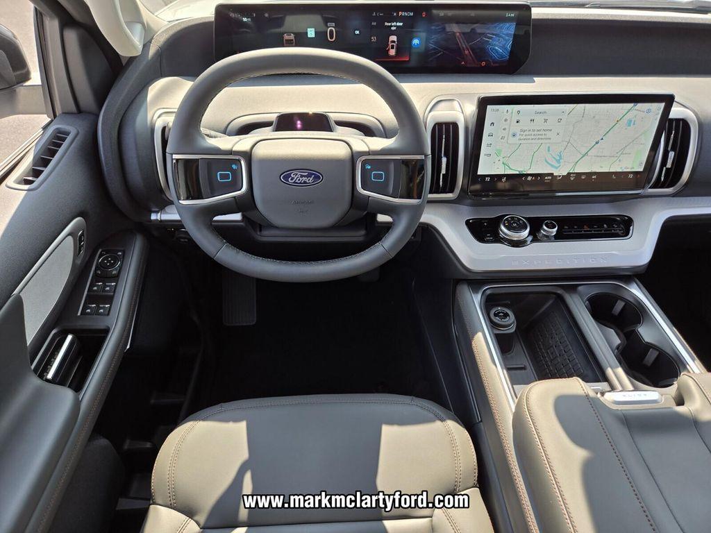new 2025 Ford Expedition Max car, priced at $70,424