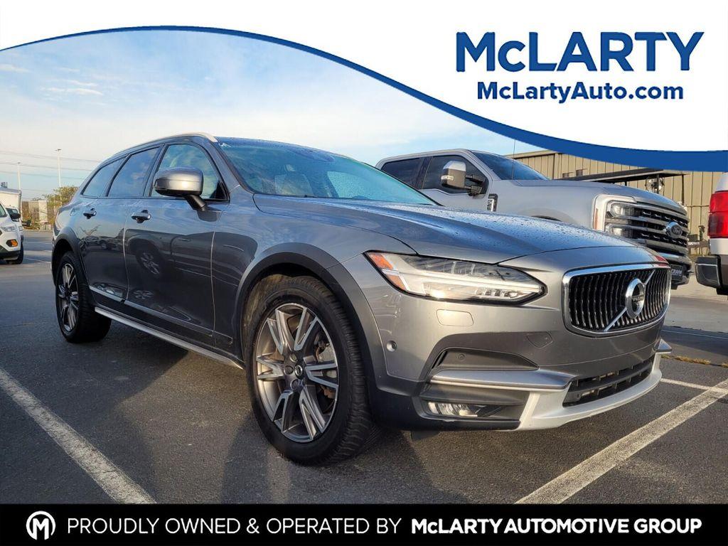 used 2017 Volvo V90 Cross Country car, priced at $19,603