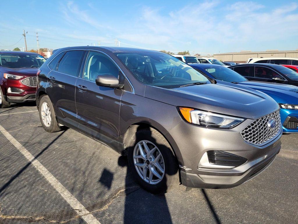 used 2024 Ford Edge car, priced at $23,495
