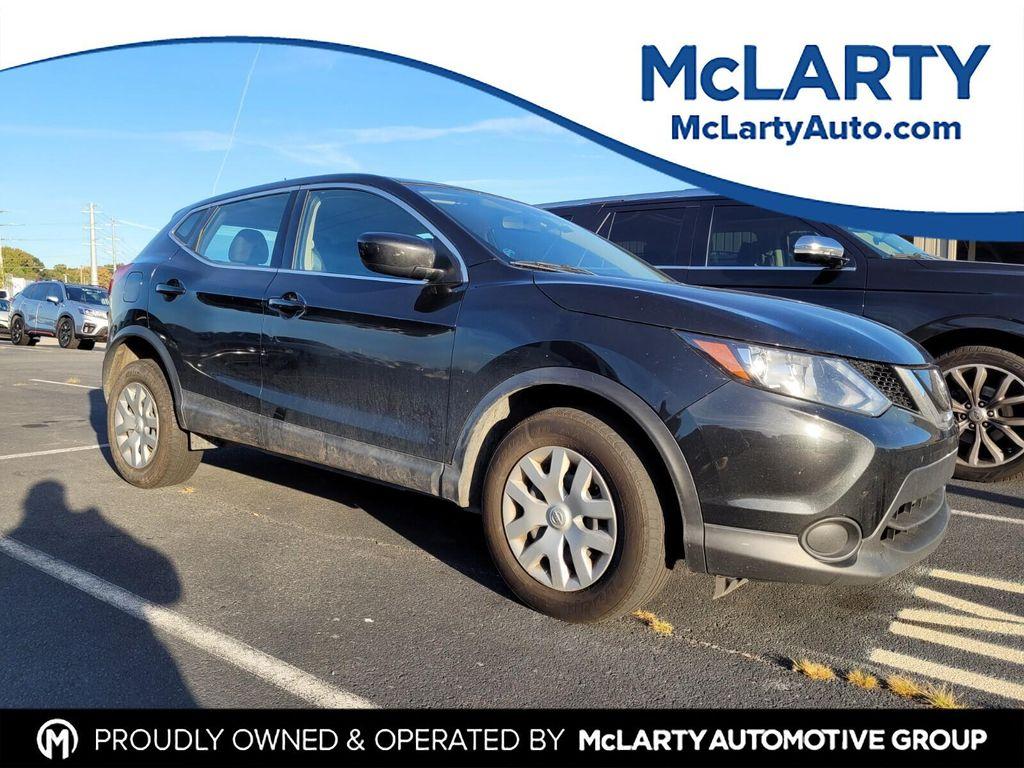 used 2019 Nissan Rogue Sport car, priced at $10,996