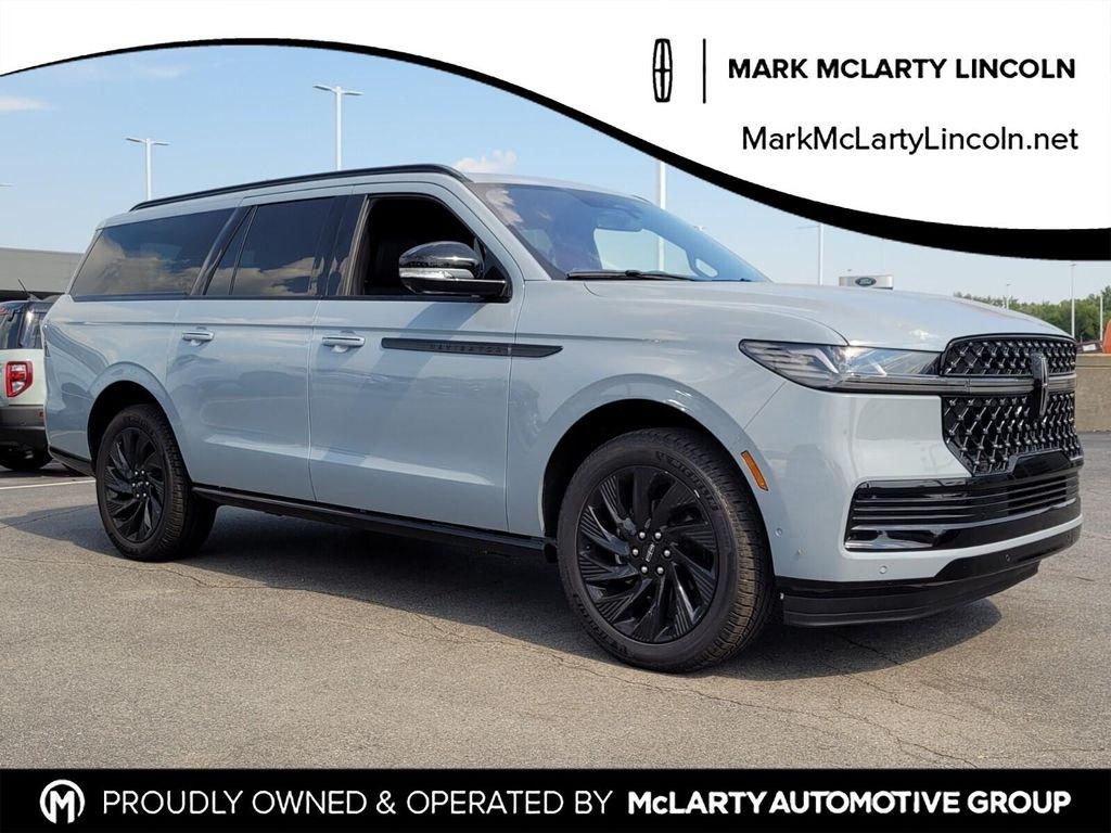 new 2025 Lincoln Navigator car, priced at $111,186