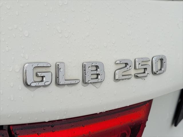 used 2020 Mercedes-Benz GLB 250 car, priced at $19,995