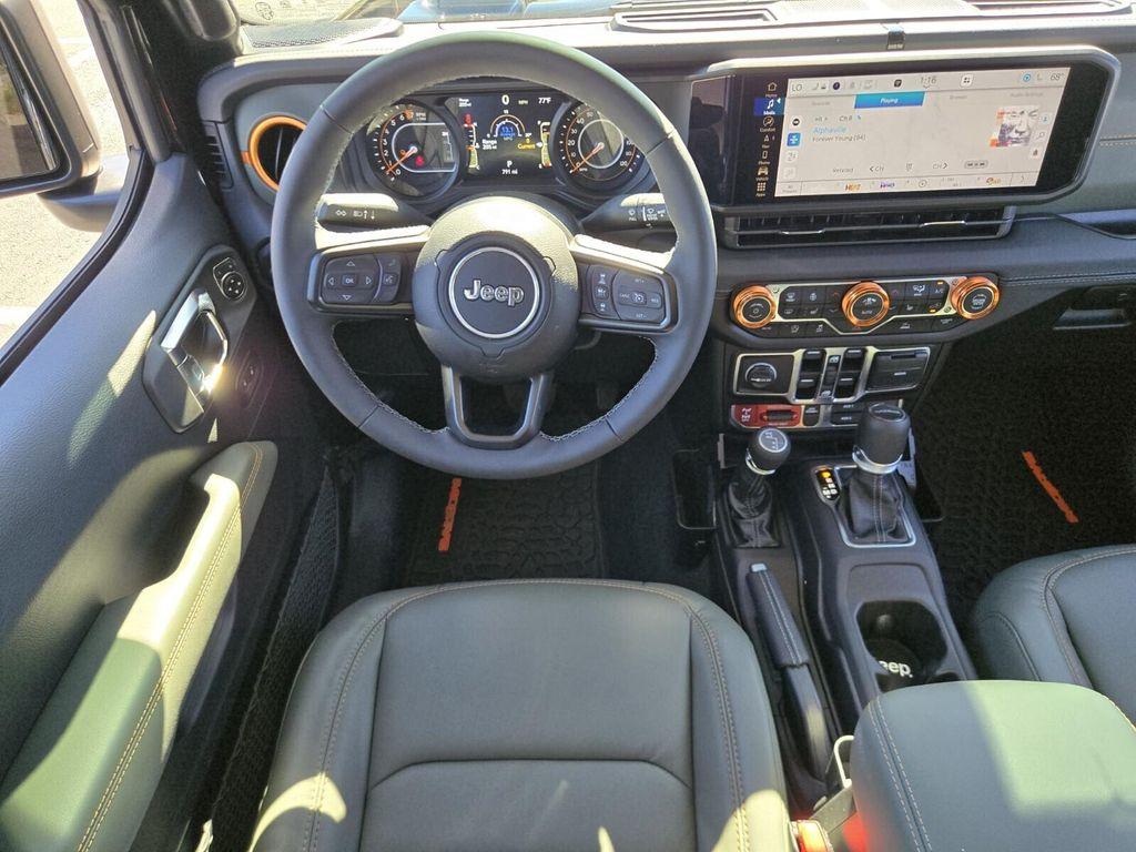 used 2025 Jeep Gladiator car, priced at $47,663