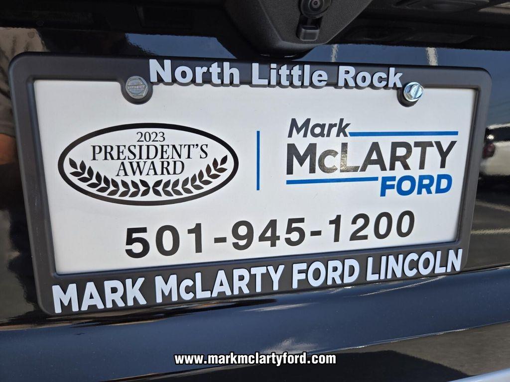 new 2025 Ford Expedition car, priced at $63,919