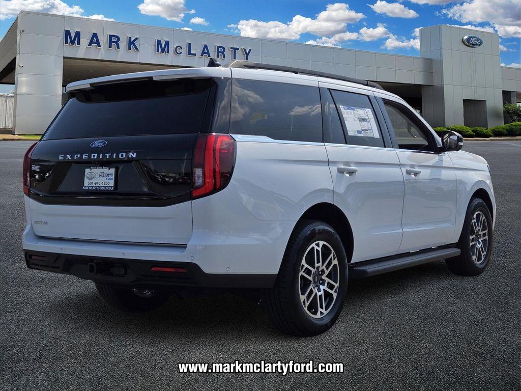 new 2025 Ford Expedition car, priced at $63,919