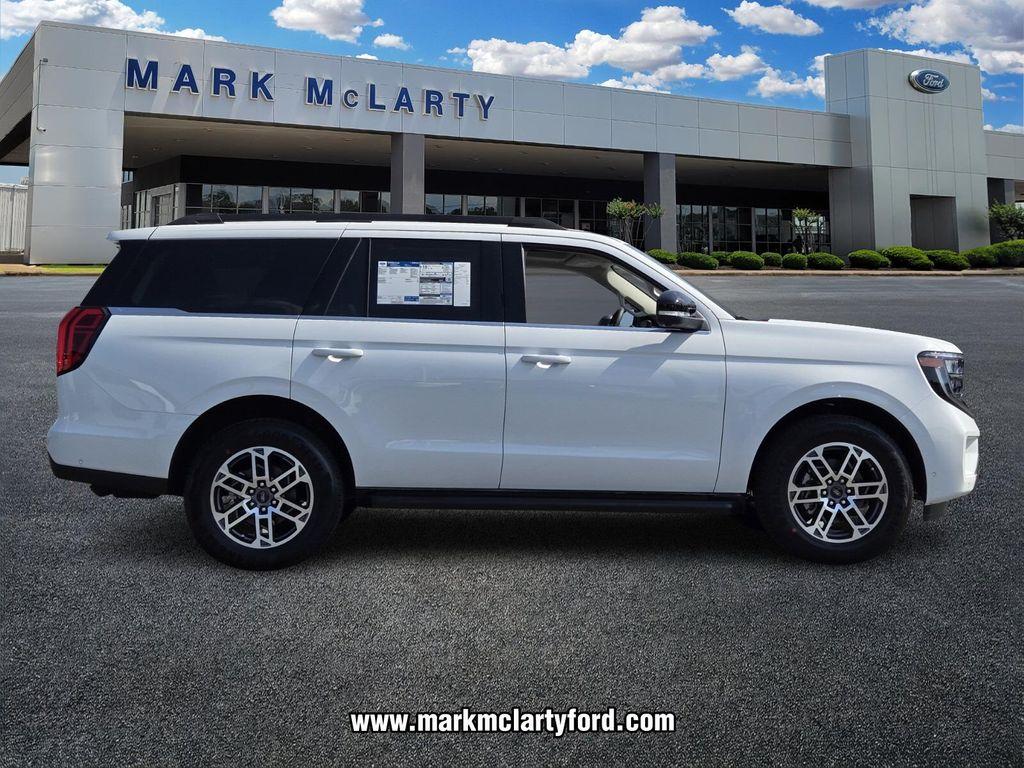 new 2025 Ford Expedition car, priced at $63,919