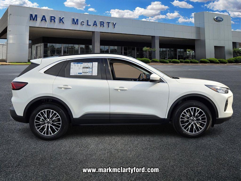 new 2025 Ford Escape PHEV car, priced at $30,337