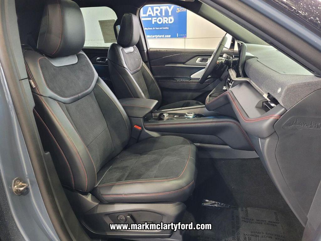new 2025 Ford Explorer car, priced at $56,490