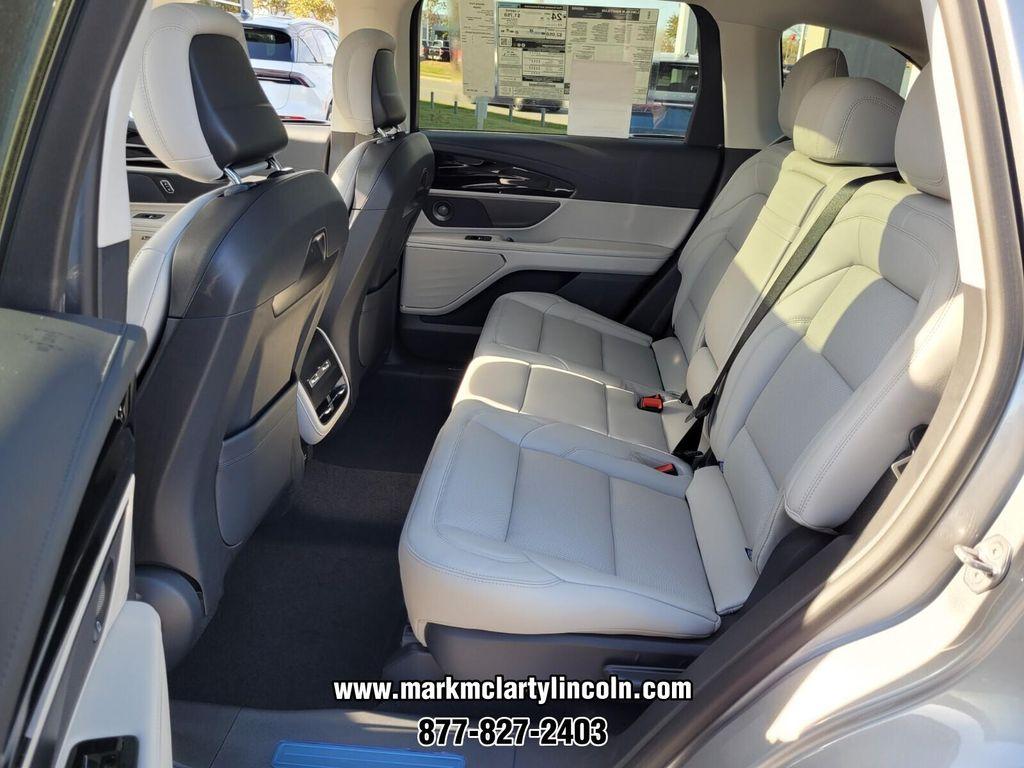 new 2026 Lincoln Nautilus car, priced at $61,470