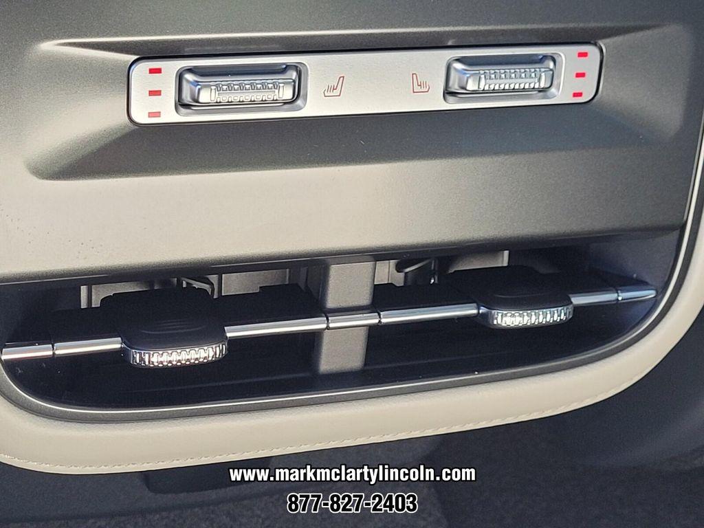 new 2026 Lincoln Nautilus car, priced at $61,470