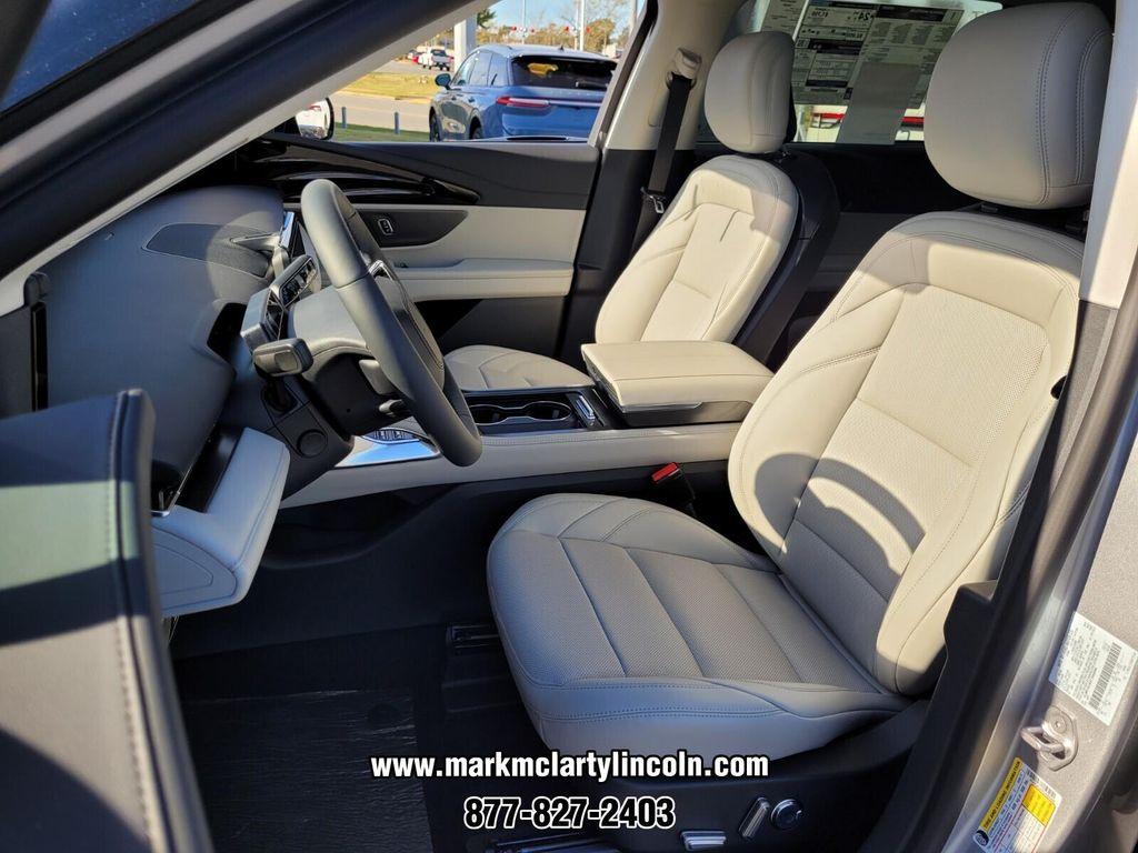 new 2026 Lincoln Nautilus car, priced at $61,470