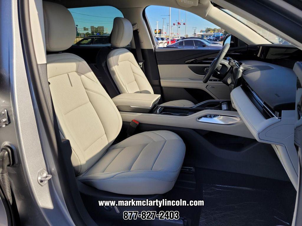 new 2026 Lincoln Nautilus car, priced at $61,470