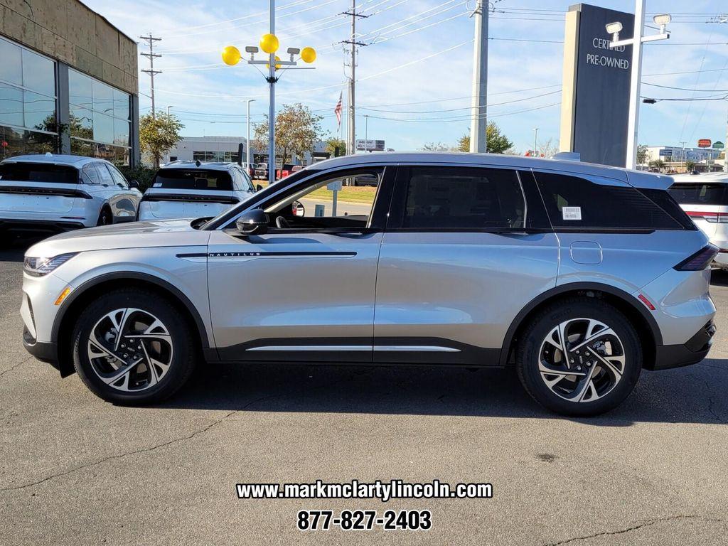 new 2026 Lincoln Nautilus car, priced at $61,470