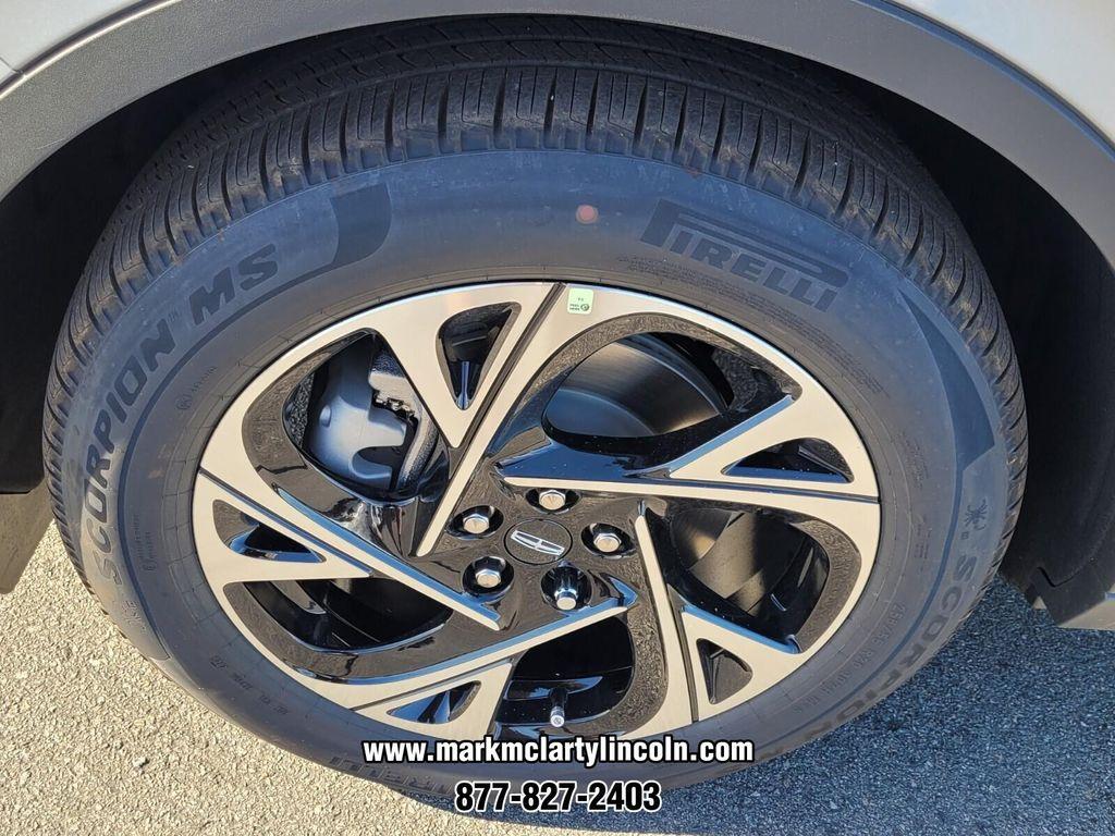 new 2026 Lincoln Nautilus car, priced at $61,470