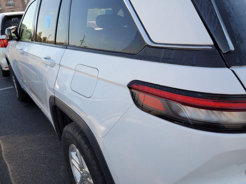 used 2024 Jeep Grand Cherokee car, priced at $25,450