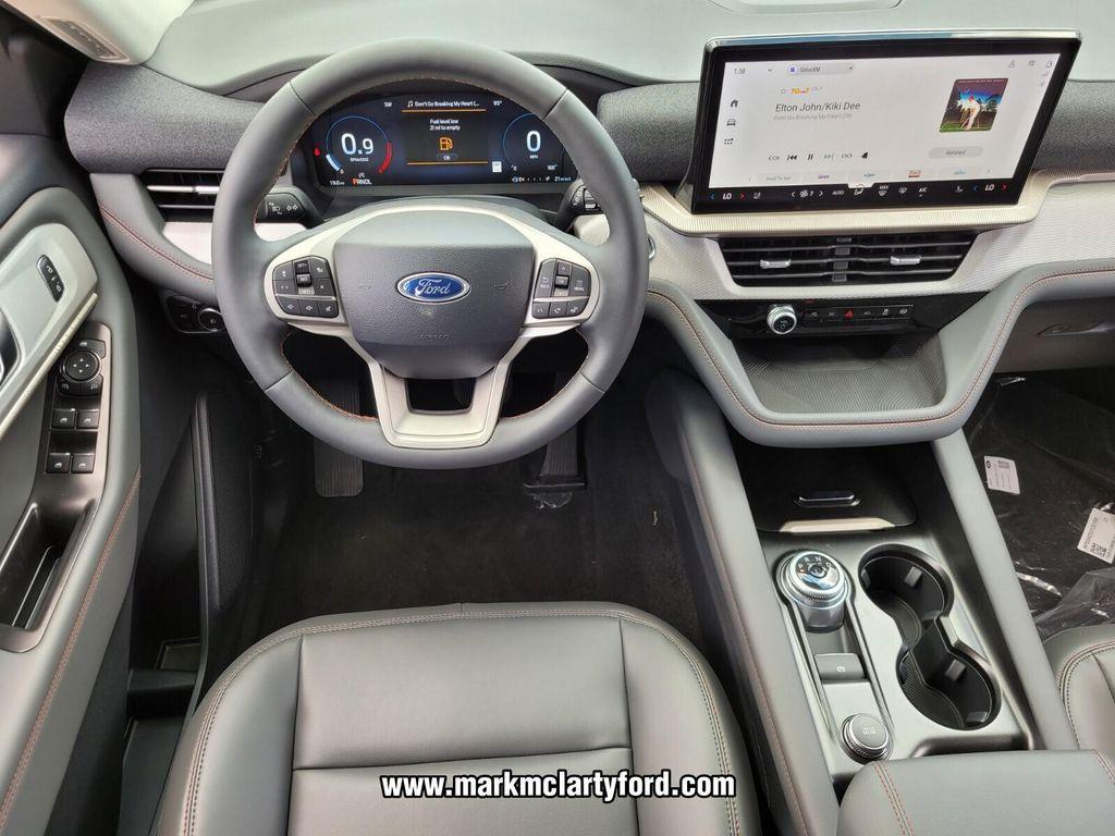new 2025 Ford Explorer car, priced at $41,425