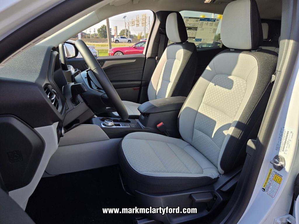 new 2026 Ford Escape car, priced at $29,312