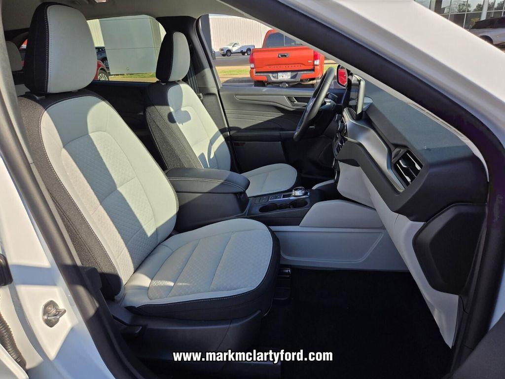 new 2026 Ford Escape car, priced at $29,312