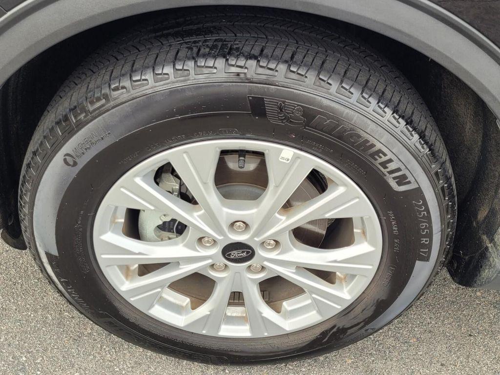 used 2025 Ford Escape car, priced at $23,047