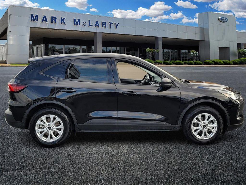 used 2025 Ford Escape car, priced at $23,047