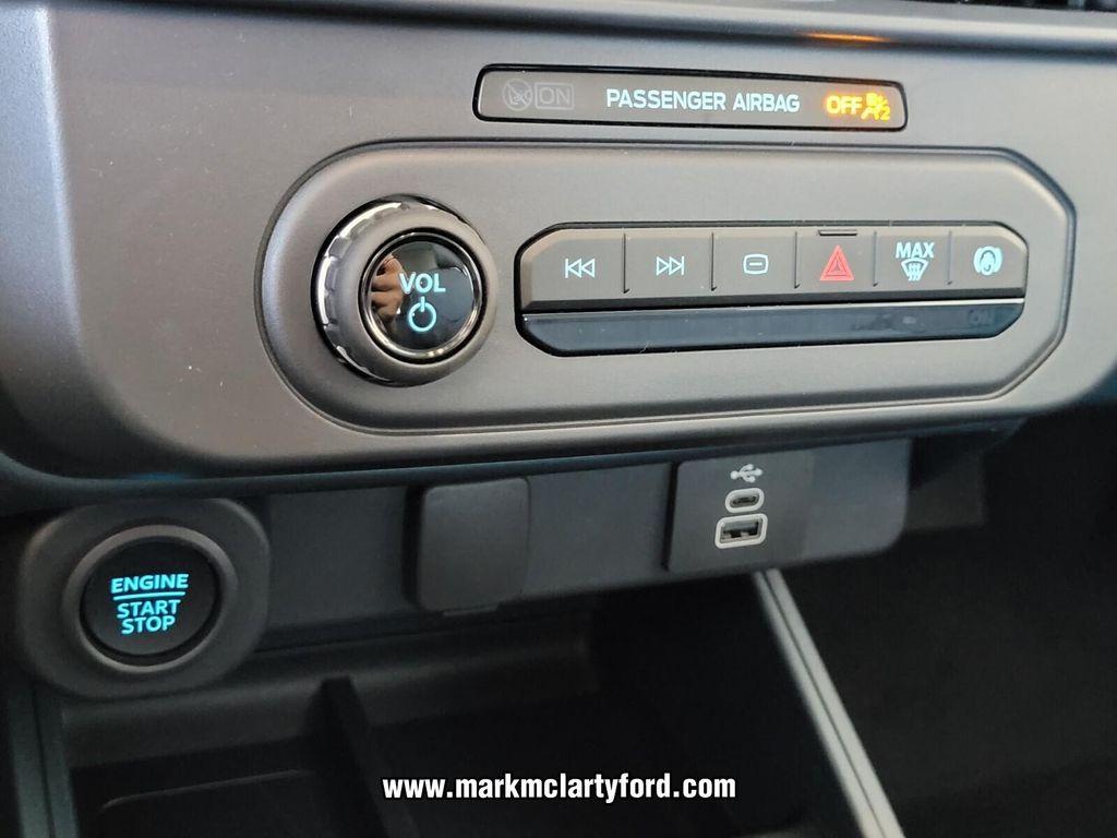 new 2025 Ford Maverick car, priced at $32,433