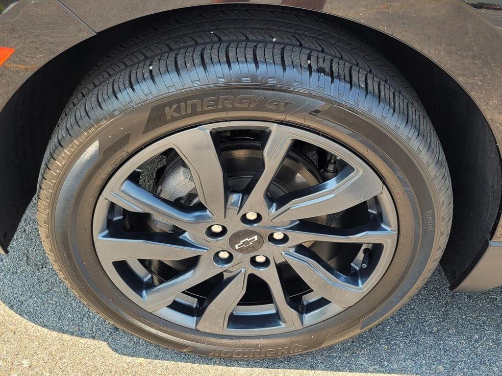 used 2024 Chevrolet Equinox car, priced at $23,615