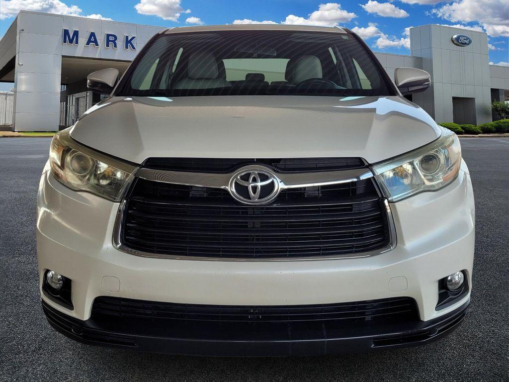used 2016 Toyota Highlander car, priced at $19,885