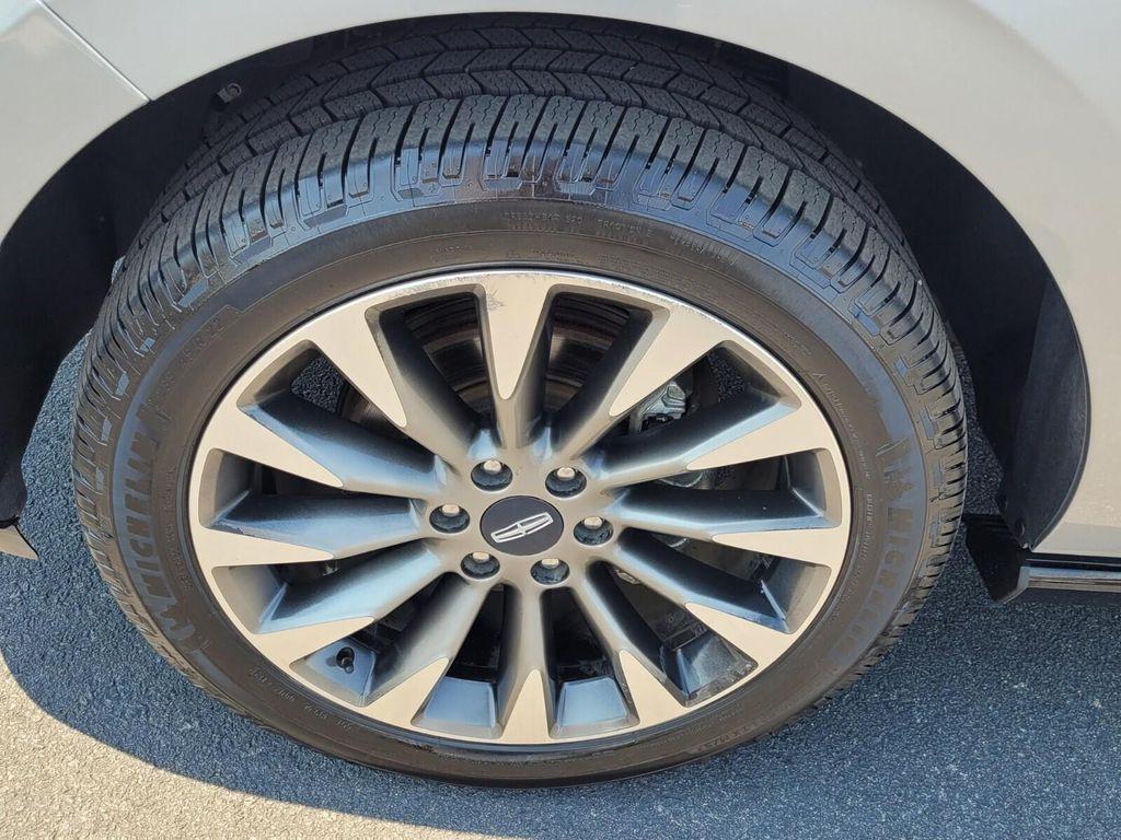 used 2020 Lincoln Navigator car, priced at $43,506