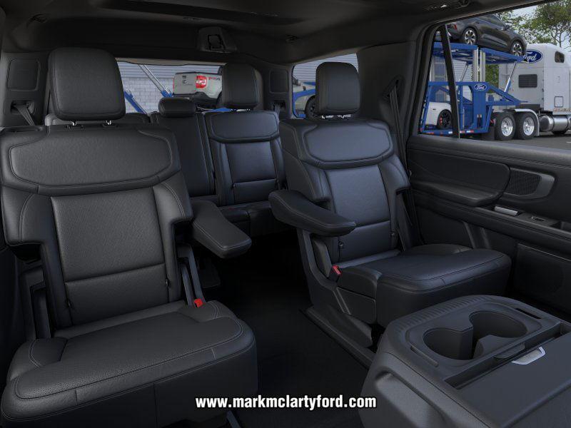 new 2025 Ford Expedition car, priced at $80,736