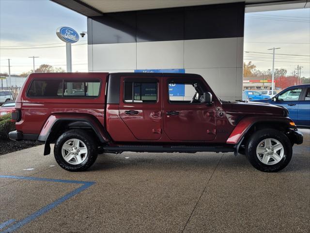 used 2021 Jeep Gladiator car, priced at $32,385